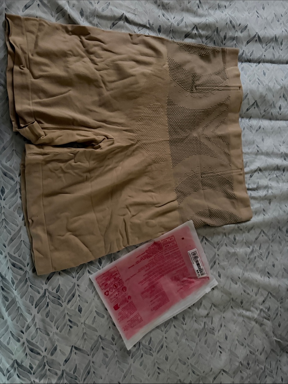 High-Waist Seamless Shaping Shorts — Nude